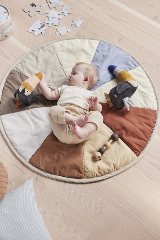 Tapis de jeu pour tipi ou pour arche d'éveil. Décoration chambre bébé, naturel en coton bio. Tapis de jeu Oyoy Mini.
