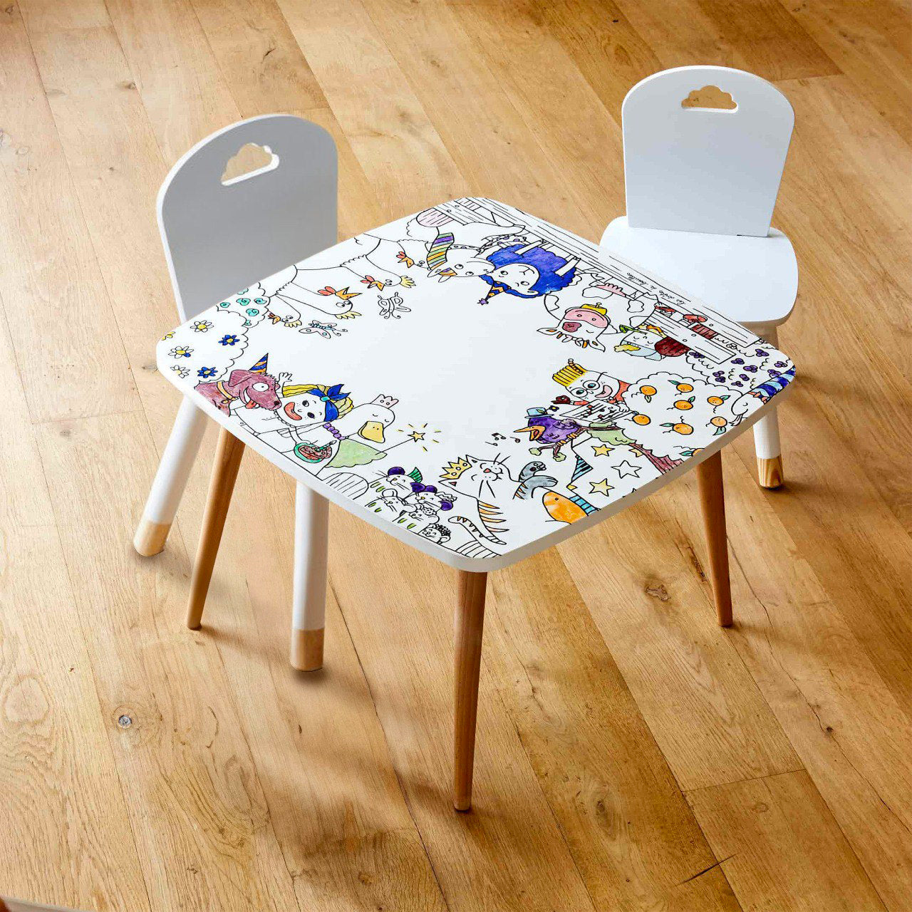 Petite table avec chaises pour enfant – Ensemble Coloritable