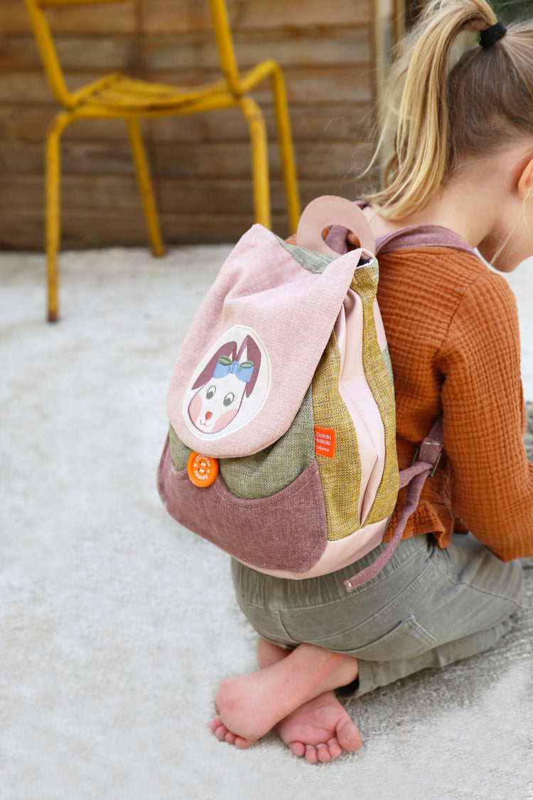 Sac a dos petite fille Parfait pour la premiere rentree scolaire Maternelle petite section Sac a dos lapin Plume et Petit Velo kids concept store petillant ethique et engage