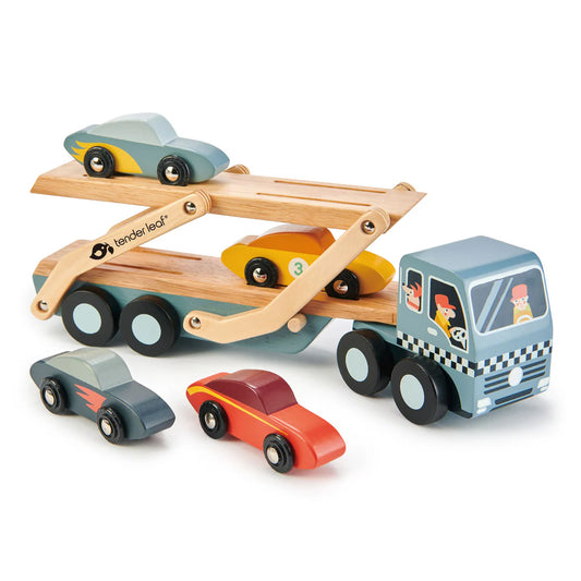 Camion en bois et ses 4 petites voitures de courses en bois colorées. Tender Leaf. Les voitures peuvent être descendues facilement du camion pour jouer. Idéal pour les petites mains. 